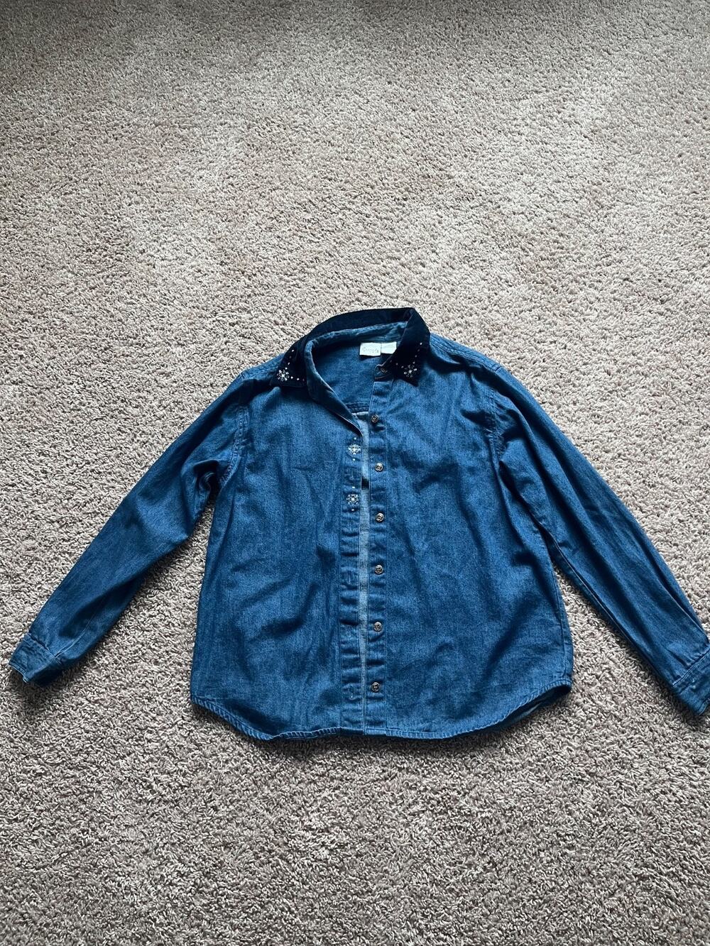 Cascade Blues button-up long sleeve - Women’s, medium